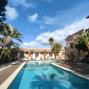 https://casa-canavial.hotelaalgarve.com