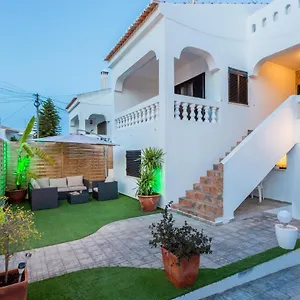 https://safari-beach-guest-house.hotelaalgarve.com
